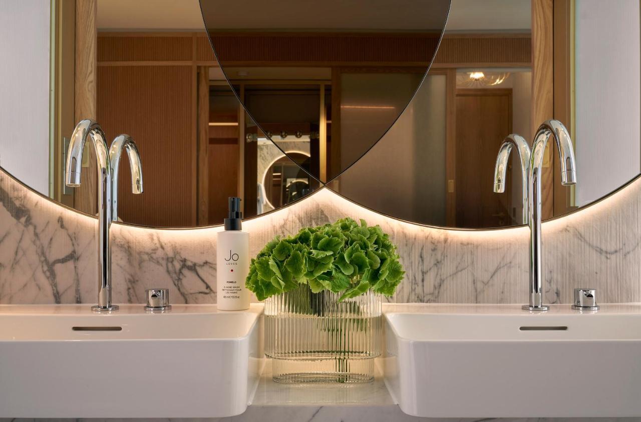 The Botree - Preferred Hotels And Resorts London Ngoại thất bức ảnh Bathroom