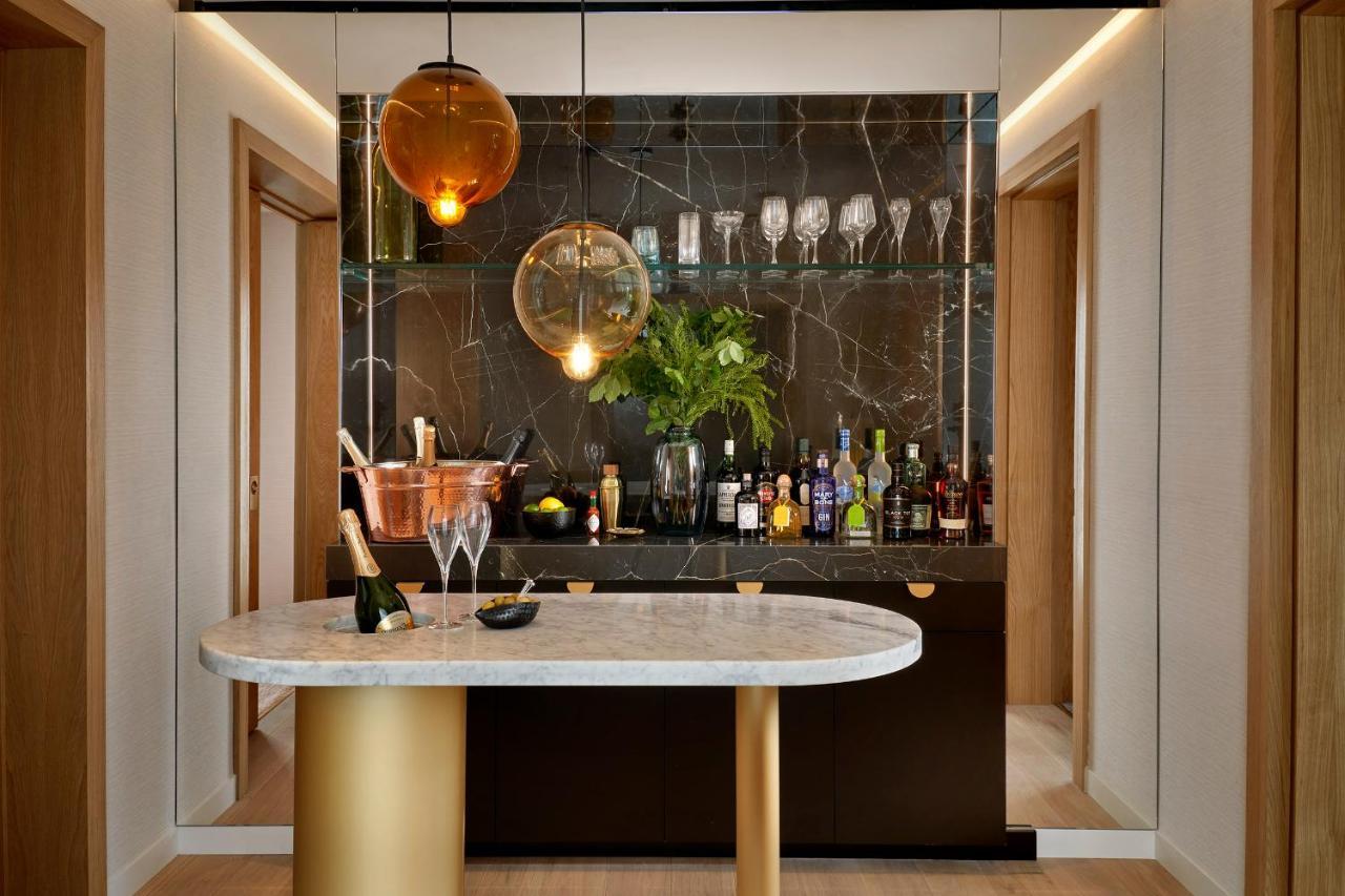 The Botree - Preferred Hotels And Resorts London Ngoại thất bức ảnh The bar at the 100 East 53rd Street penthouse