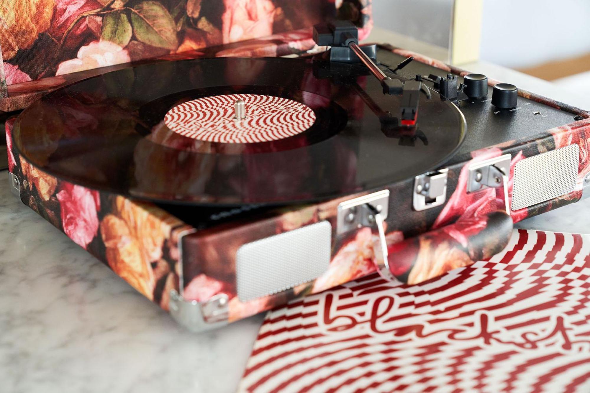 The Botree - Preferred Hotels And Resorts London Ngoại thất bức ảnh A record player