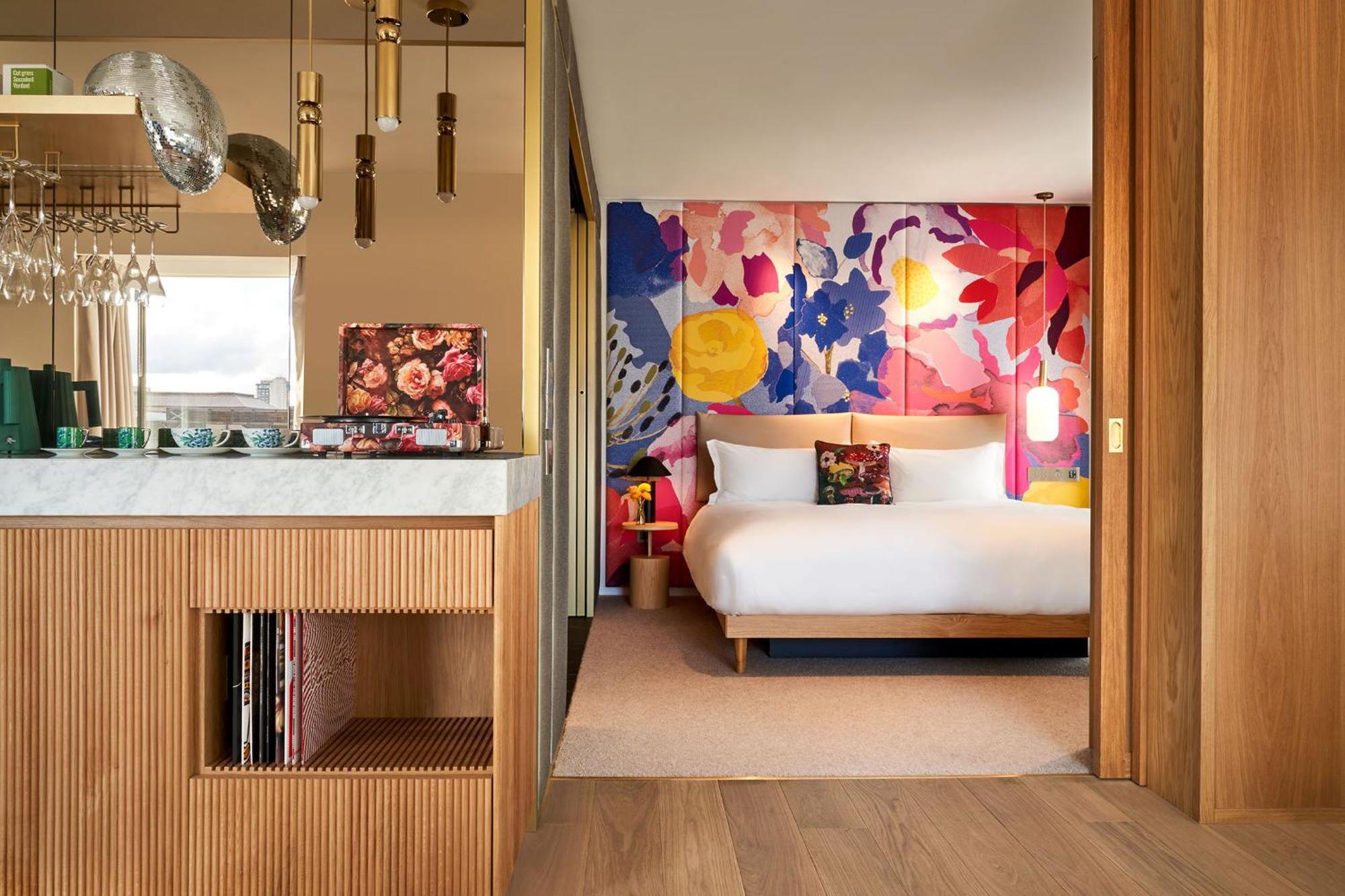 The Botree - Preferred Hotels And Resorts London Ngoại thất bức ảnh A suite at the hotel
