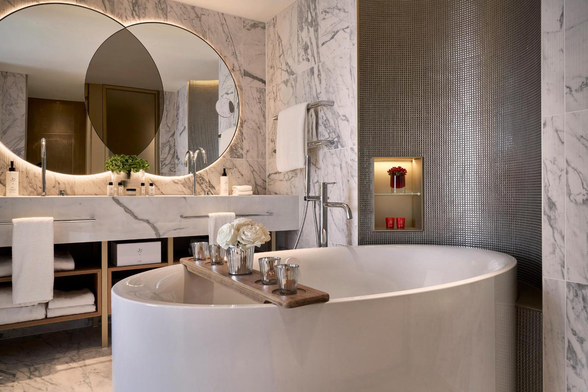 The Botree - Preferred Hotels And Resorts London Ngoại thất bức ảnh Bathroom